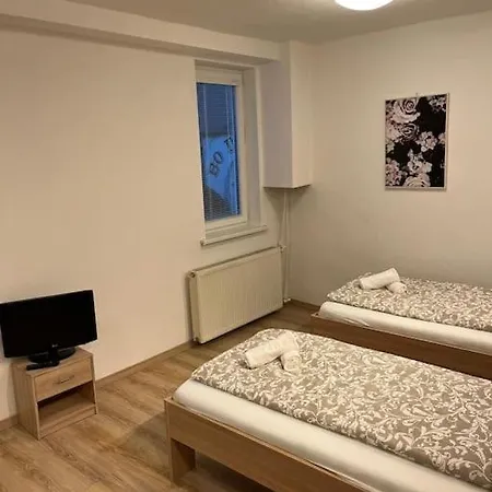 Bada Bing Plaza Apartment Bratislava Exterior photo