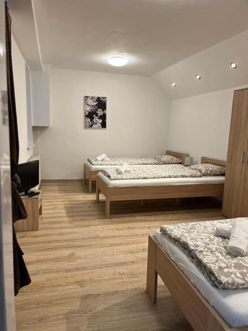 Bada Bing Plaza Apartment Bratislava